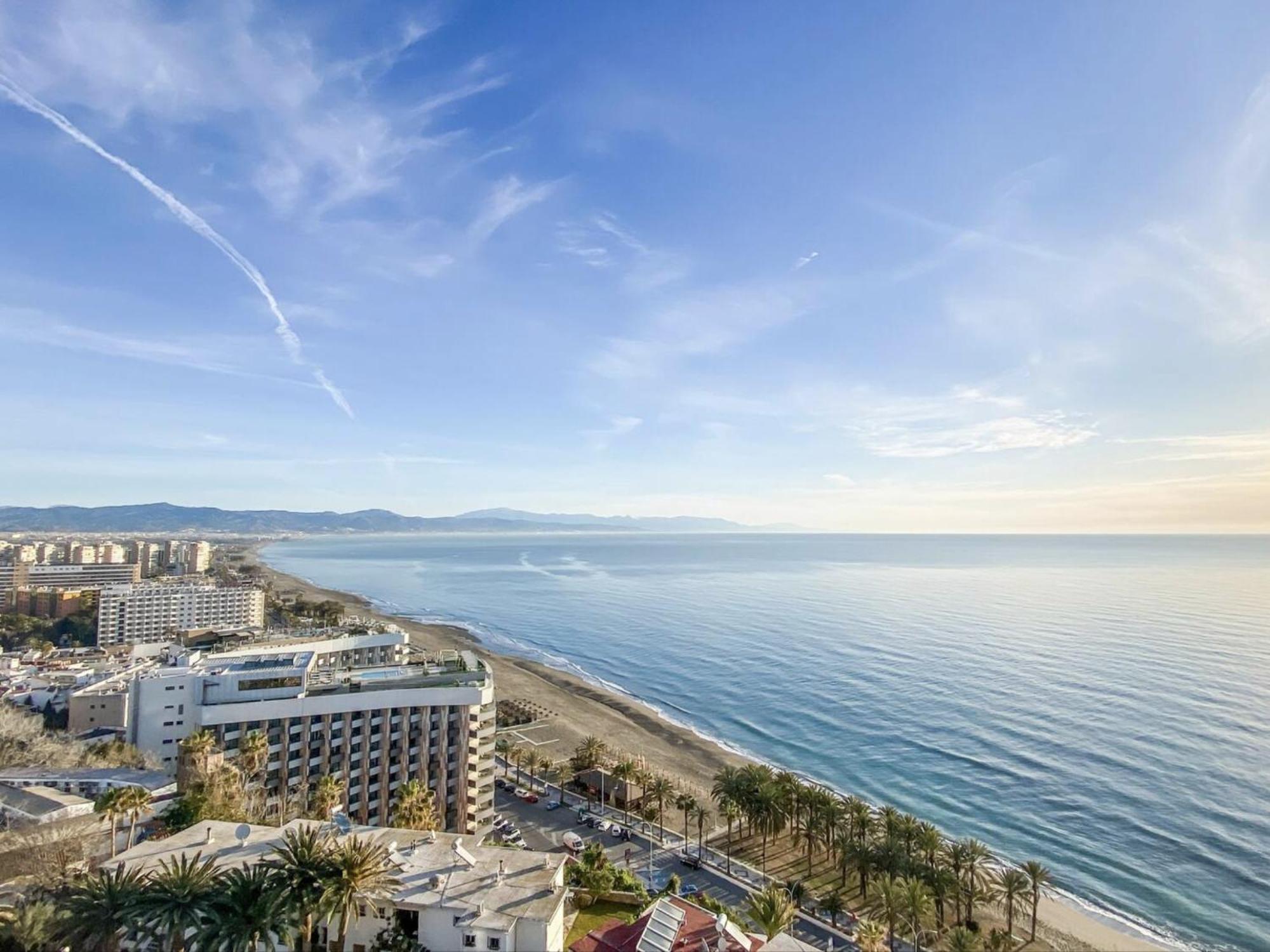 Apartamento Moderno Con Vistas Panoramicas Torremolinos Kültér fotó