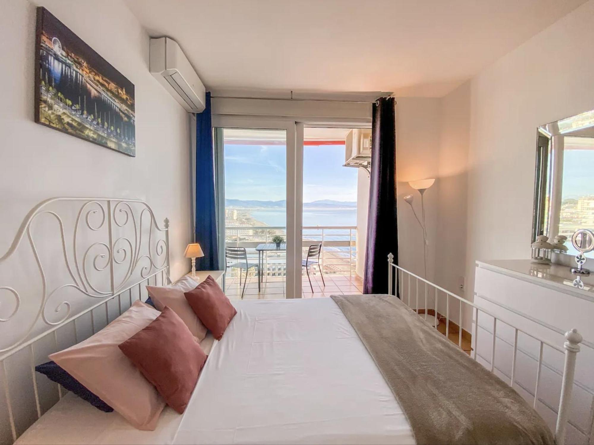 Apartamento Moderno Con Vistas Panoramicas Torremolinos Kültér fotó