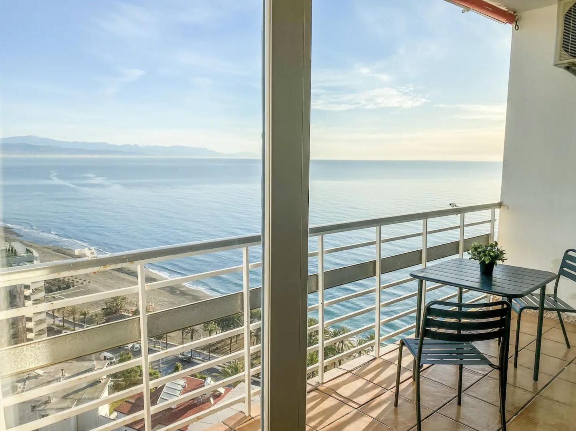 Apartamento Moderno Con Vistas Panoramicas Torremolinos Kültér fotó